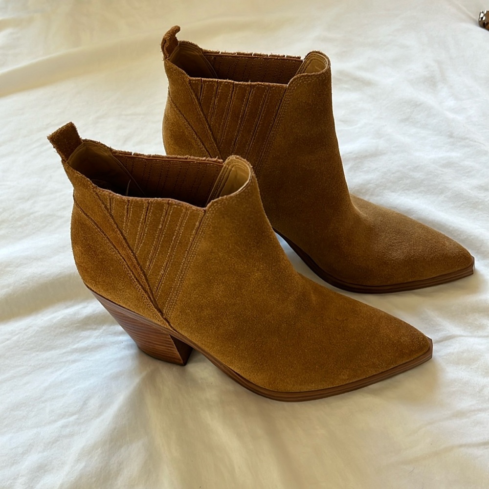 Worn twice- Mark Fisher ankle boots with small heel